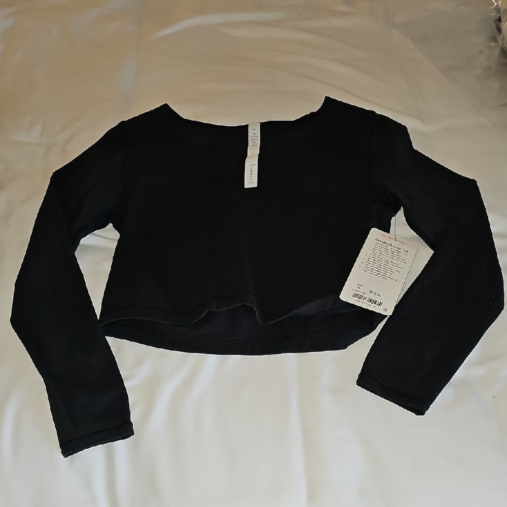 Lululemon Black Reveal LS Crop Top